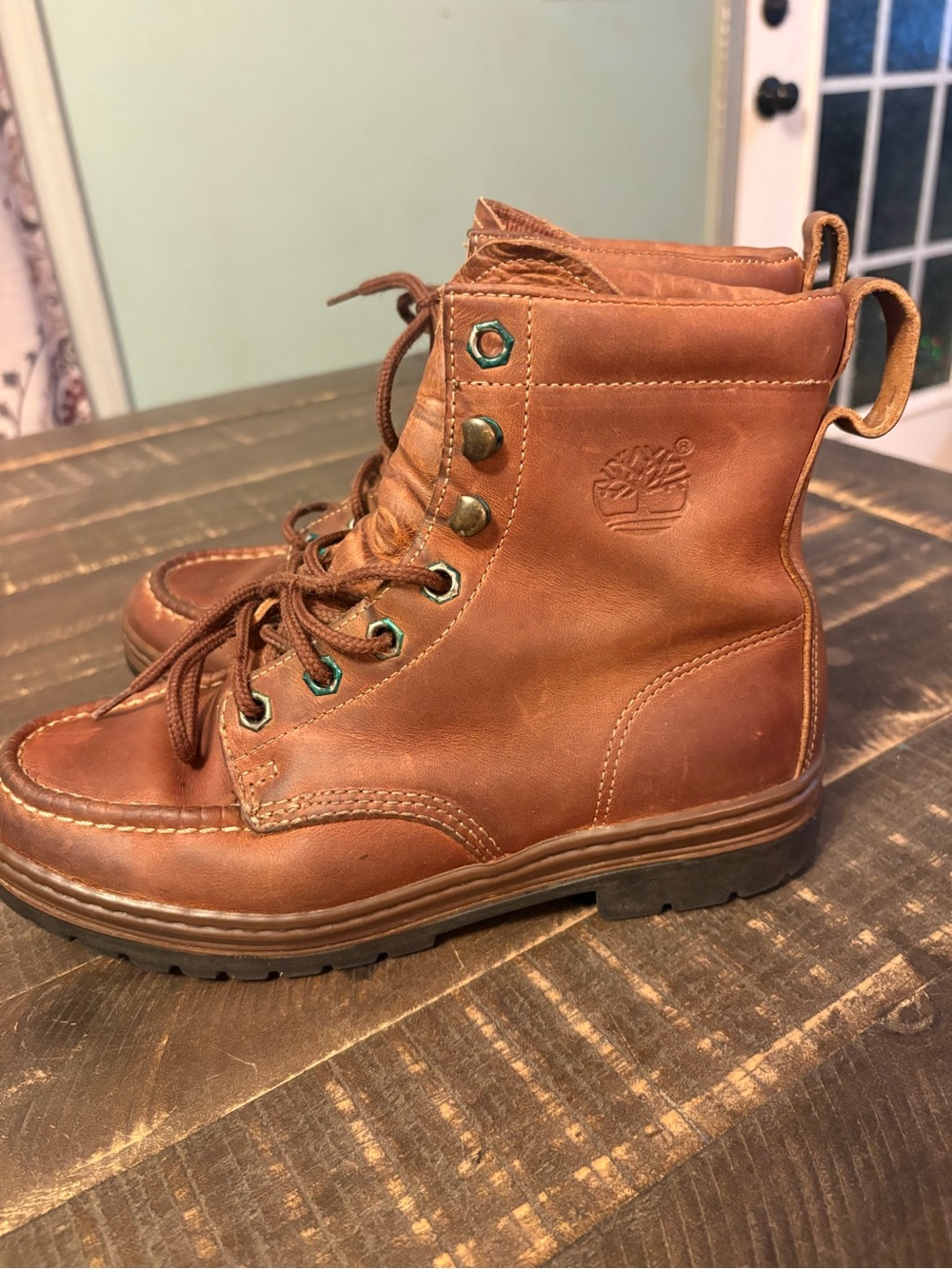 Women’s Vintage Y2K Timberland Brown Leather Lace-Up Moc-Toe Boots Non-Slip